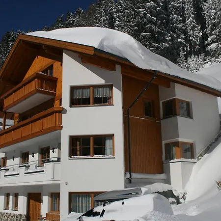 Antonia Appartement *